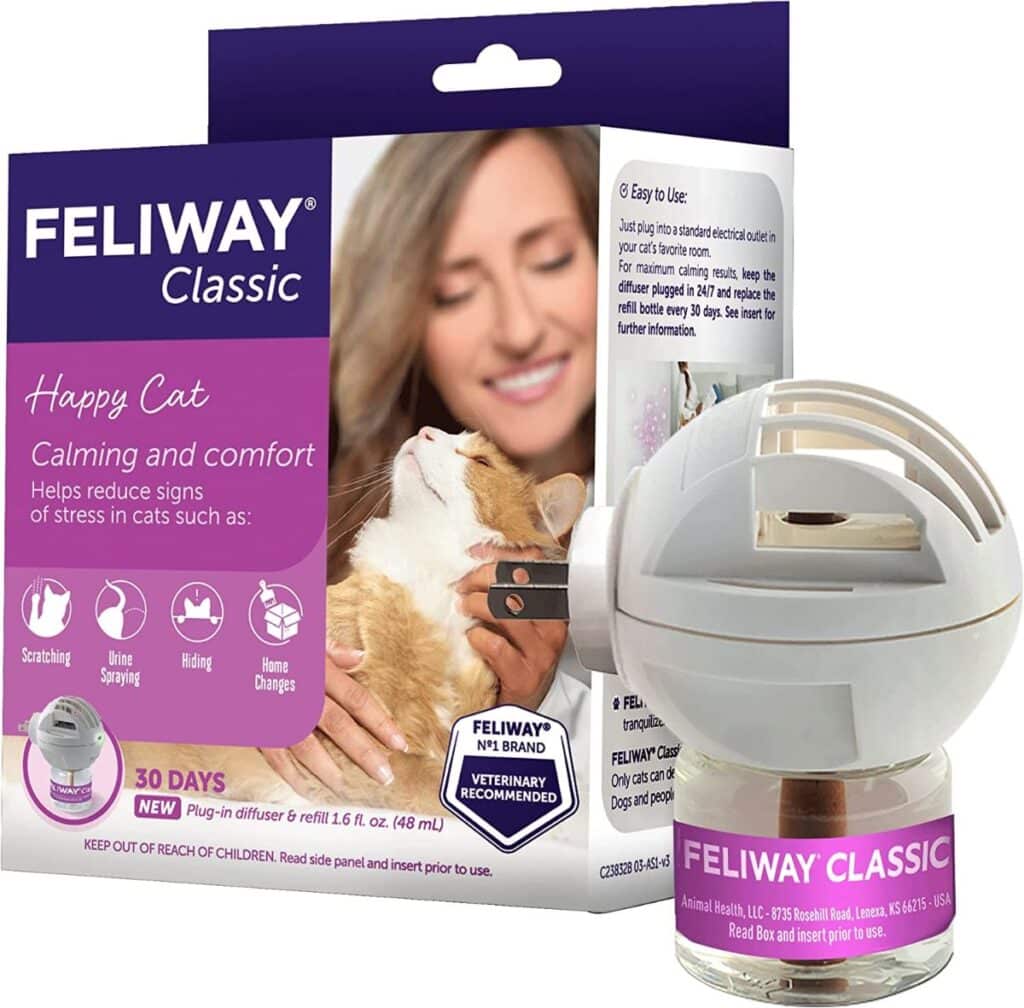 Image showcasing 17 Calming Aids for Cats (Vet & Pet Approved) - MaineCoon.org